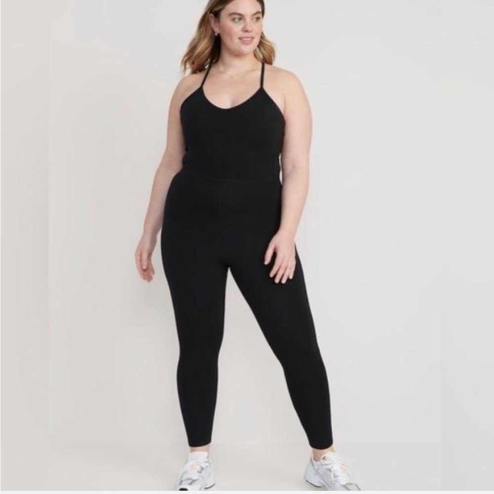 Old Navy Black Women's Athletic Jumpsuit